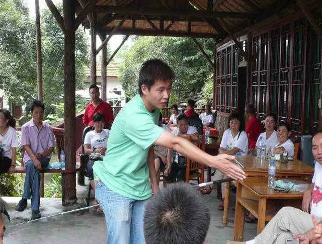 真诚邀请—培训师的敬业态度