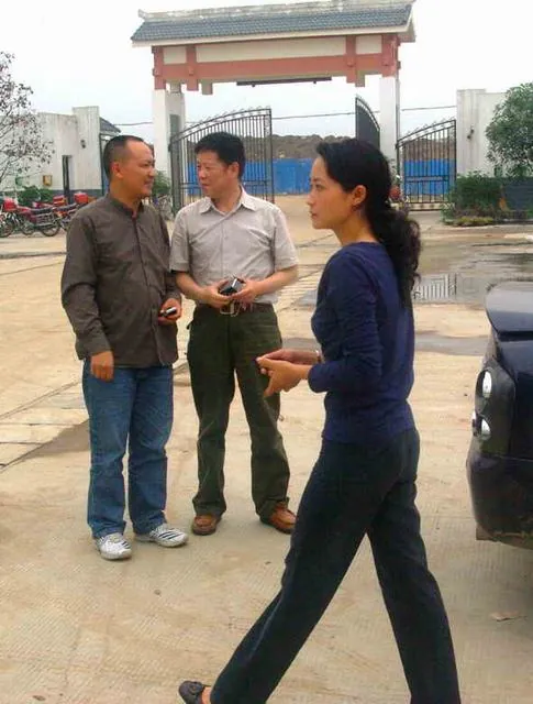 坚强的地震灾区基层干部---傅委员