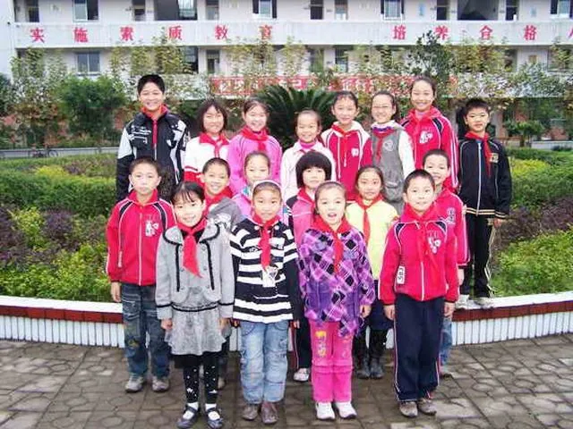 安州小学“让梦飞翔”绘画比赛顺利开展