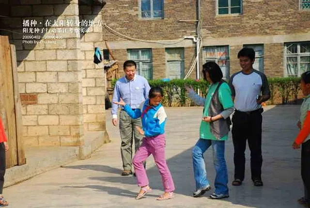 哈尼族的小舞蹈老师