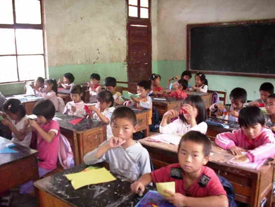 中国最美丽的乡村学校------美丽窗花活动的后续报道2