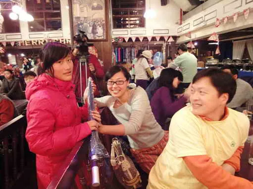 人物专访---受援学生张颖学习成绩达到班级前三名,年级前十名,