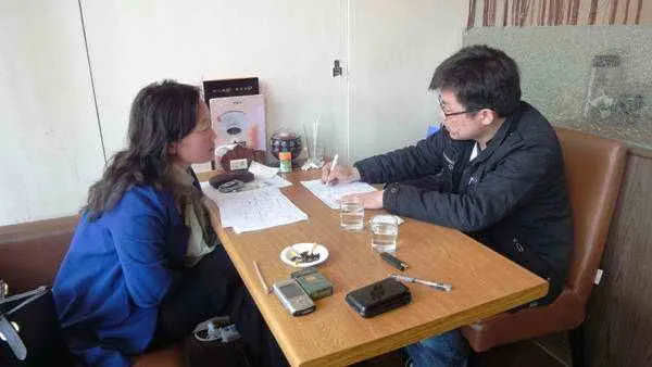 阳光1000快讯---阳光志愿者与北蔡社区南新七居委干部商量千元计划具体项目