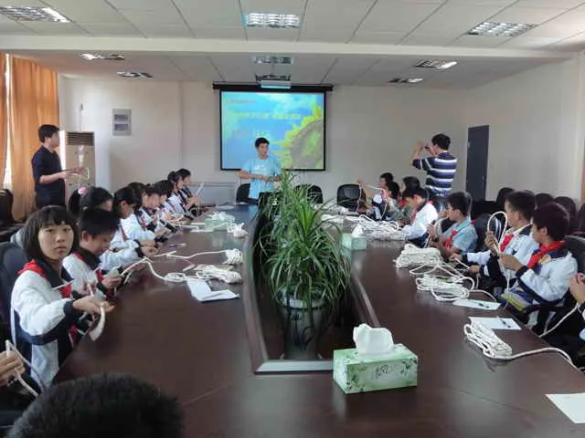 凌桥中学（校园防灾救灾）千元项目顺利开展第一期培训