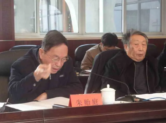 北川中学宿舍楼前报栏千元项目批准公告