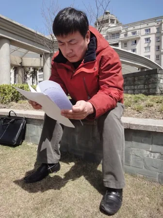 李大伟资助向峨小学国学教学活动