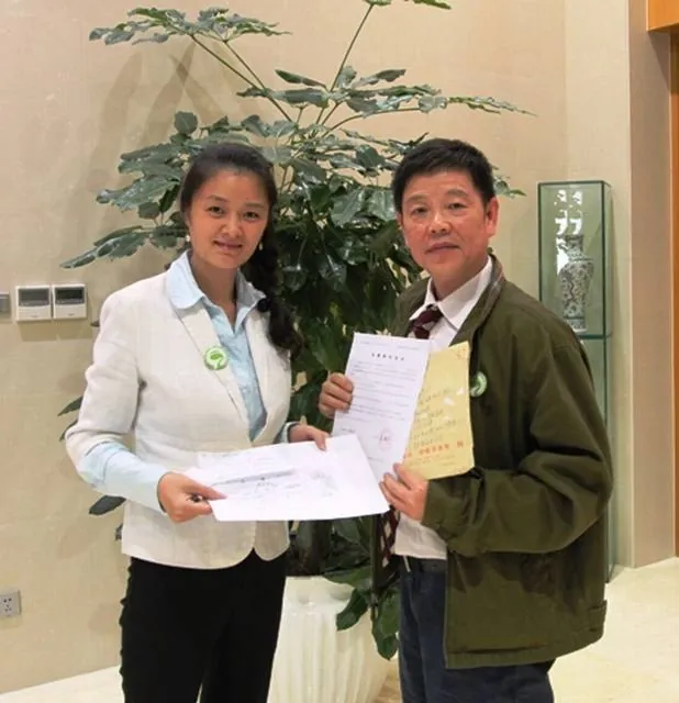 青海坎布拉地区捐赠发票、感谢信、学生名单送达上海胡女士-胡女士出资30000元用于扶贫帮困
