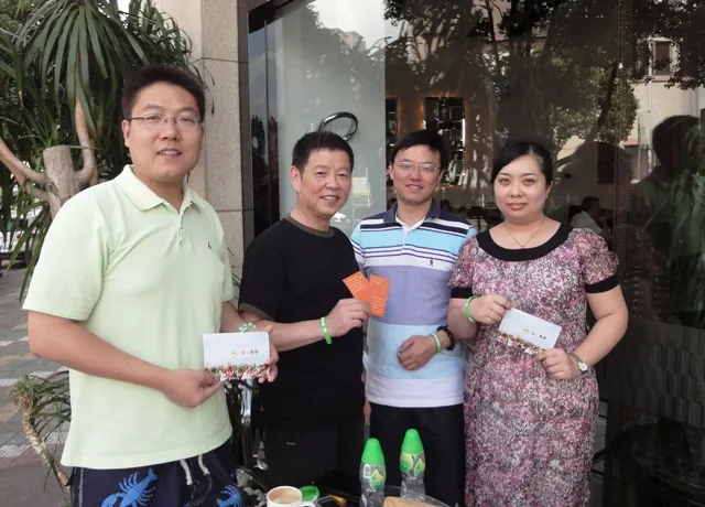 "坎布拉-尕吾昂村小学课桌椅"募捐专项志愿动态报道