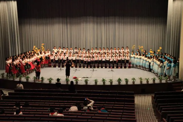 曙明少年合唱团六一首演