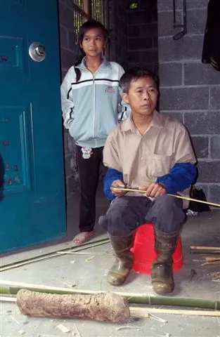 家访黄青凤
