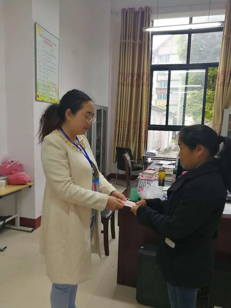 爱心叠起云海的未来！——张俐再次捐赠6000元助学金给北川云海同学
