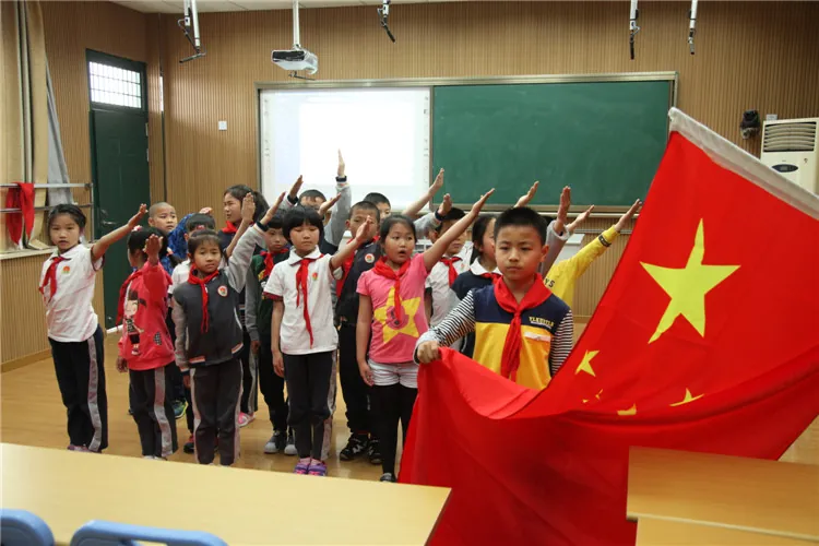 唐镇中心小学诗歌朗诵班工作近况