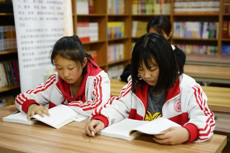 “乌江复旦学校星空读书会”第二、三次活动现场照片